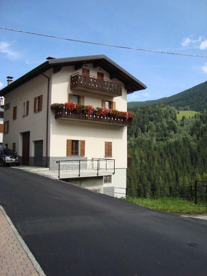 Casa Lanfranchi Lejlighed Isolaccia Eksteriør billede